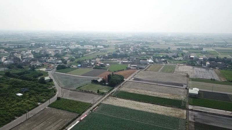 新聞照片_雲林縣環保局以UAV巡查露天燃燒-1.jpg