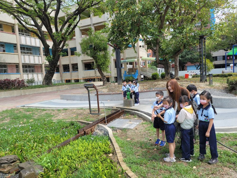 0930雨水花園結合校園課程情形-1.jpg