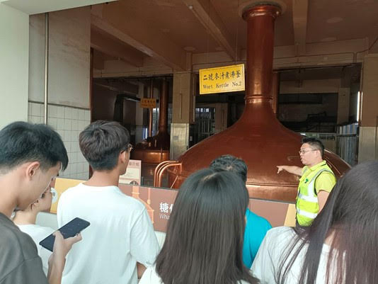 10.22.1.「烏日啤酒廠環境教育園區」保存臺灣最大之銅製煮沸，麥汁煮沸產生的廢熱可回收再利用.jpg