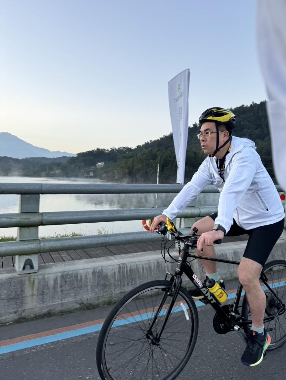 1130.彭啓明部長參加環法自行車挑戰賽.jpg