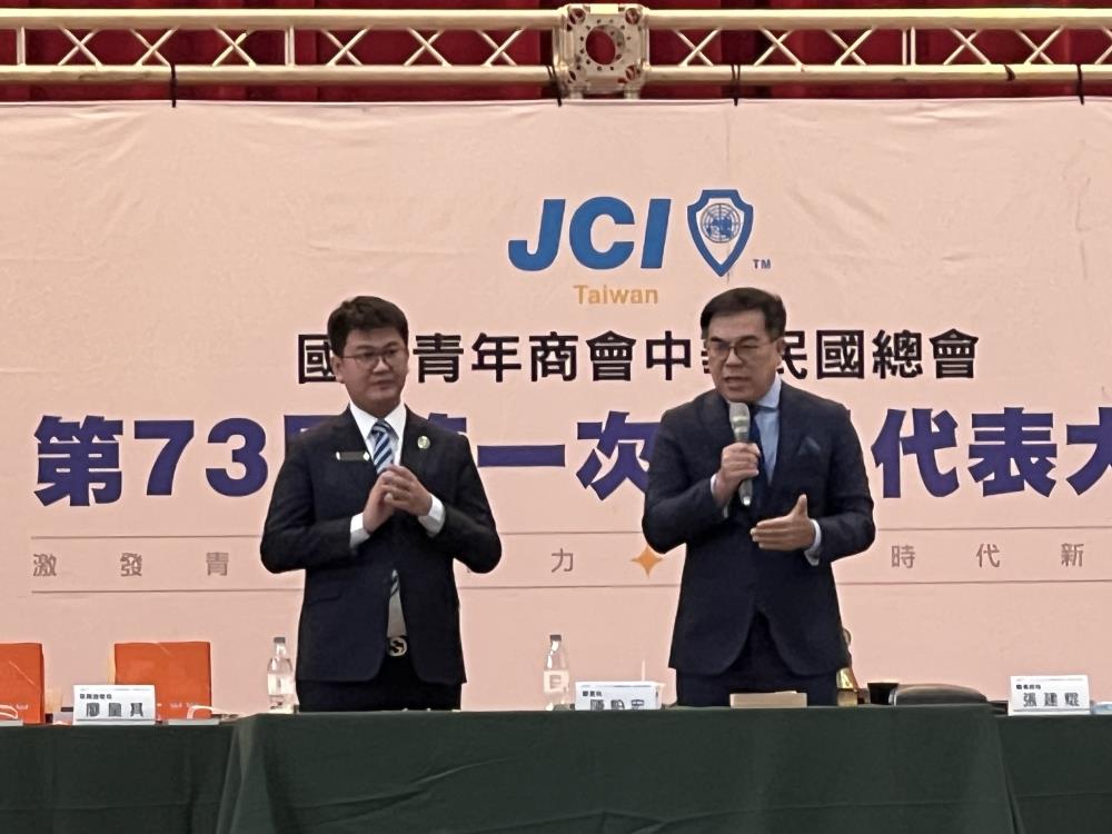 0112.簽署儀式環境部彭部長啓明_右_致詞.jpeg
