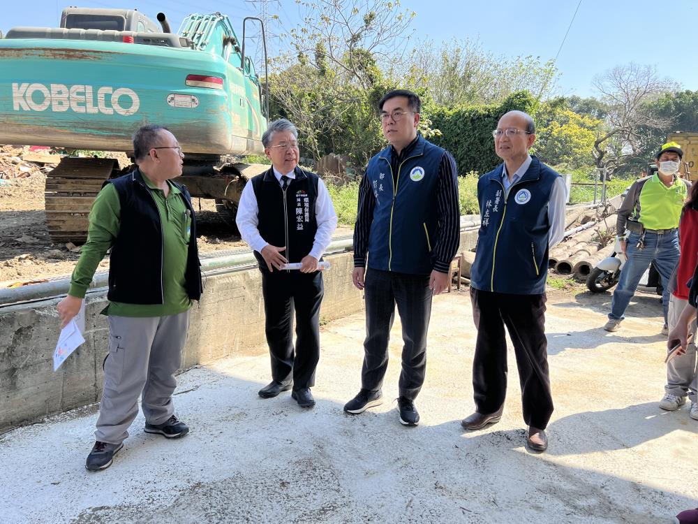 0322.環境部彭部長與臺中市環保局陳局長訪視沙鹿區清潔隊.jpg
