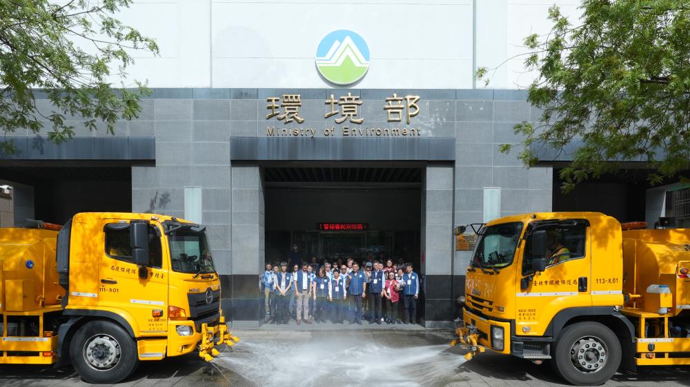 0723灑水車降溫展示.jpg
