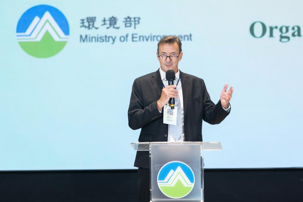 0923.環境部顧問Dr.+Jürgen+Landgrebe致詞.jpg