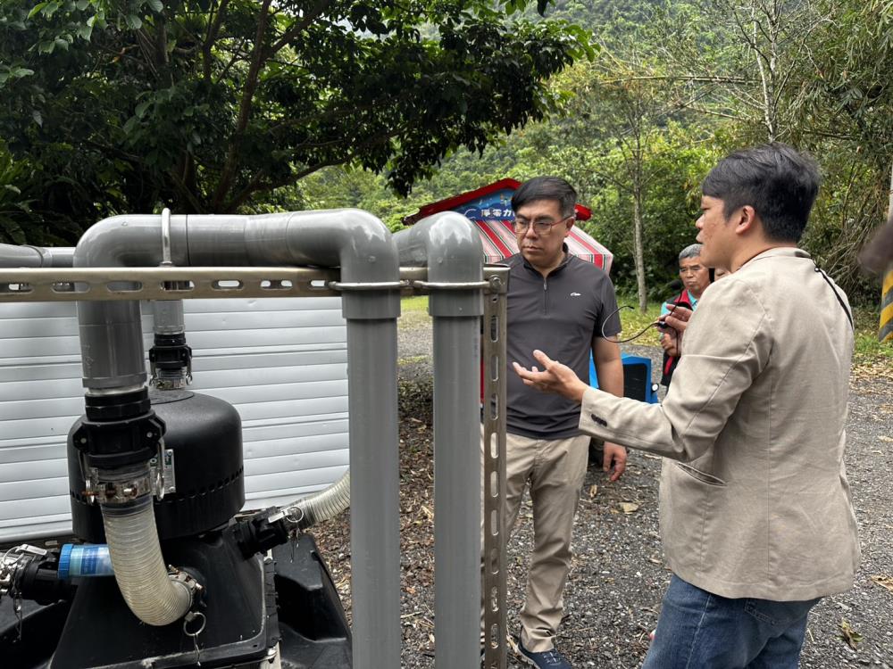 0411.工研院說明宜蘭縣員山鄉內城社區低碳永續家園微水力發電.jpg